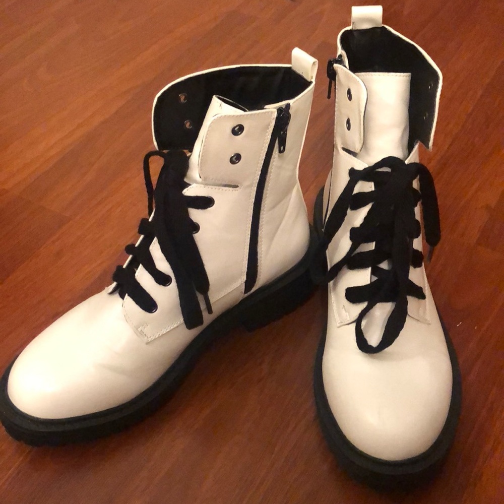 Combat Boot